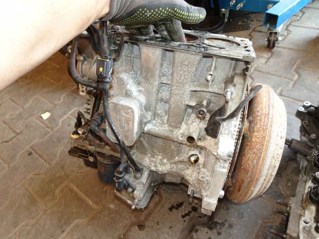 фото №8, Peugeot 2008 1.2 thp блок двигателя hn01