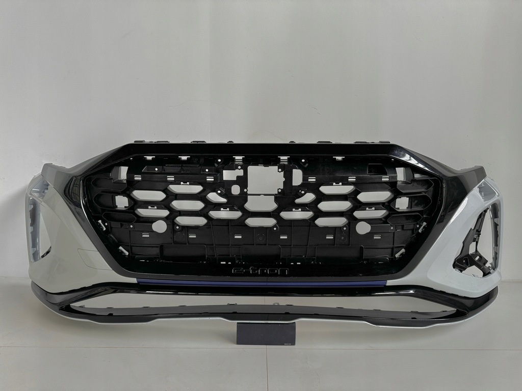 фото №1, Audi q8 e tron 4ke бампер перед оригінальний