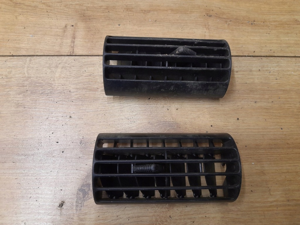 фото №1, Решётка обдув 2szt kpl toyota previa estima