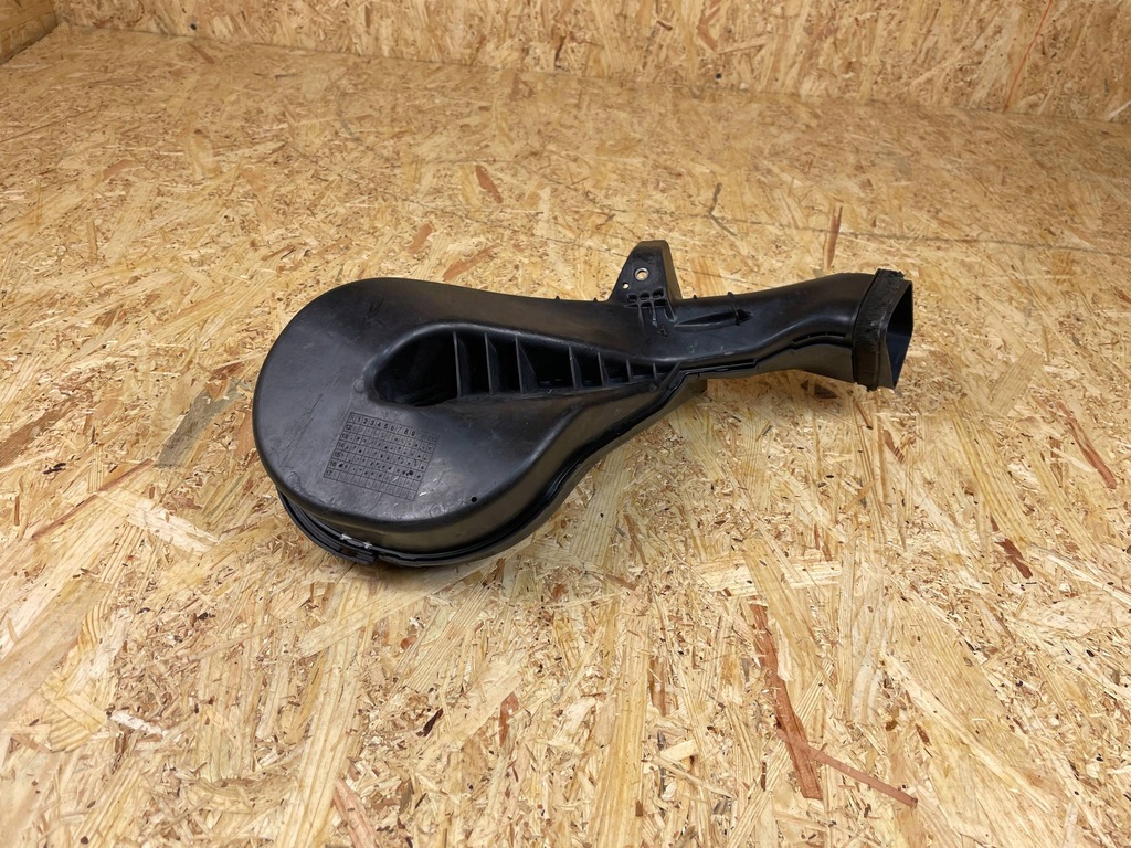 фото №5, Впуск воздухозаборник резонатор воздуха toyota auris ii 1.4 17751-0n060 2012-