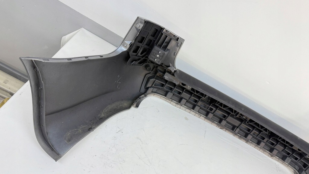 Audi a4 b7 8e0 04-07 kombi бампер задний задняя 8e9807511j Доставка