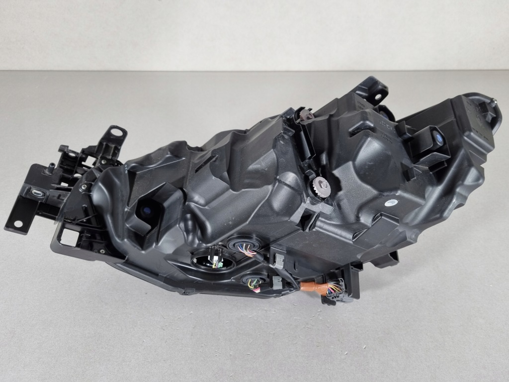 фото №7, Mazda 6 vi gl лампа правая перед фара full led eur - super