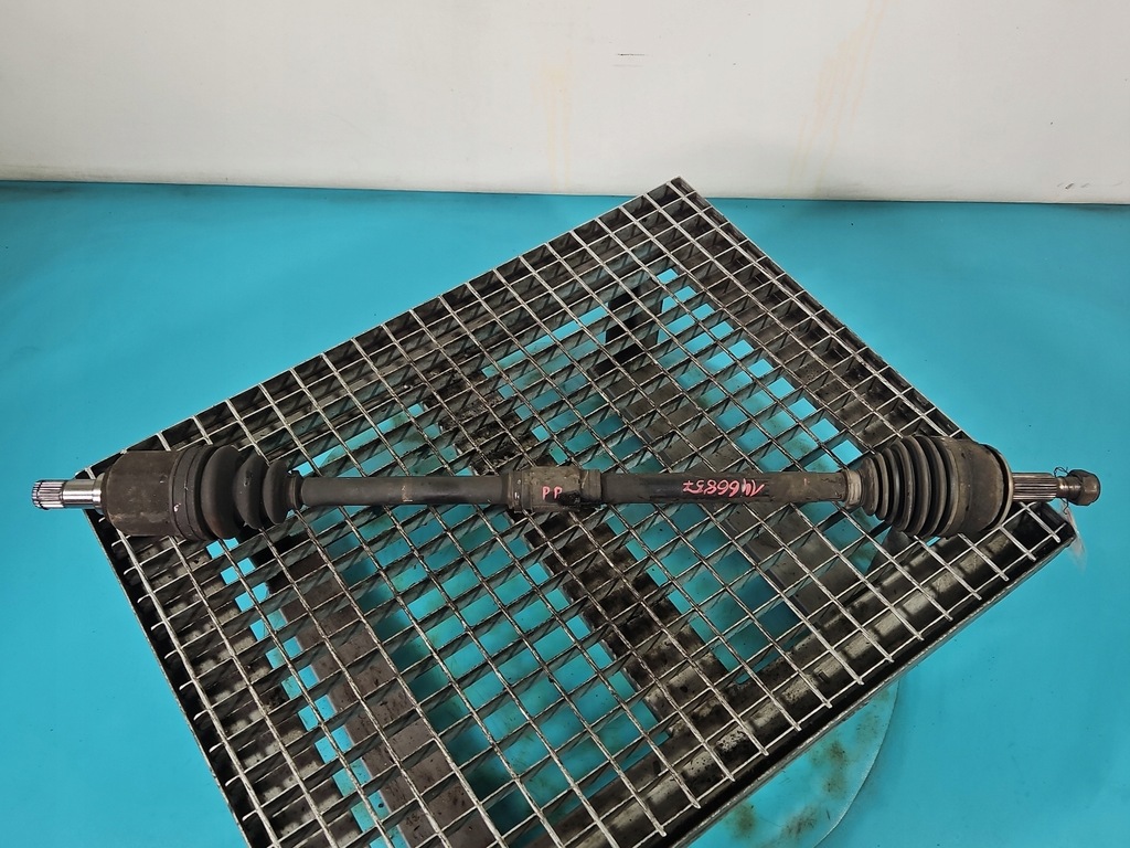 фото №1, Приводной вал перед правая mitsubishi grandis 2.4 16v 4g69 автоматическая коробка передач