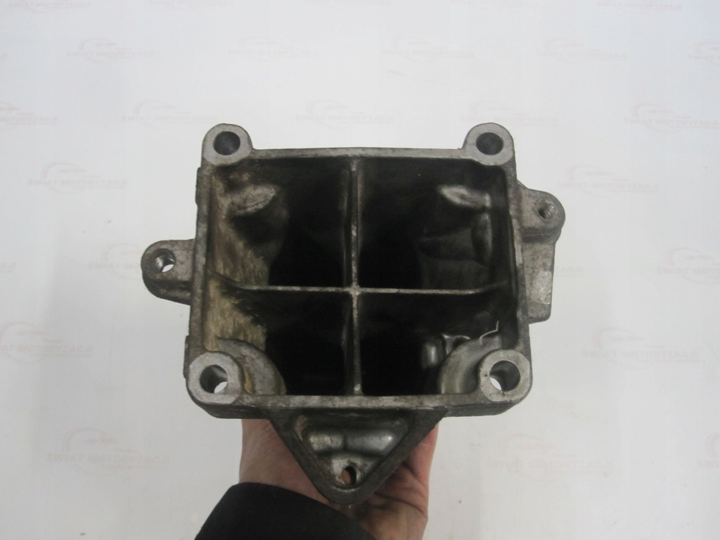 фото №6, Mercedes c 1.8 cgi 10r 156km a2712232704 кронштейн двигуна