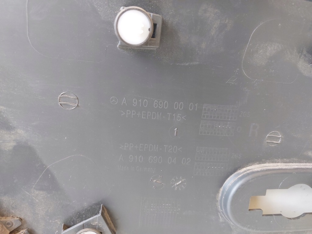 фото №3, Mercedes sprinter 910 молдинг правый задняя 9106900001 оригинал