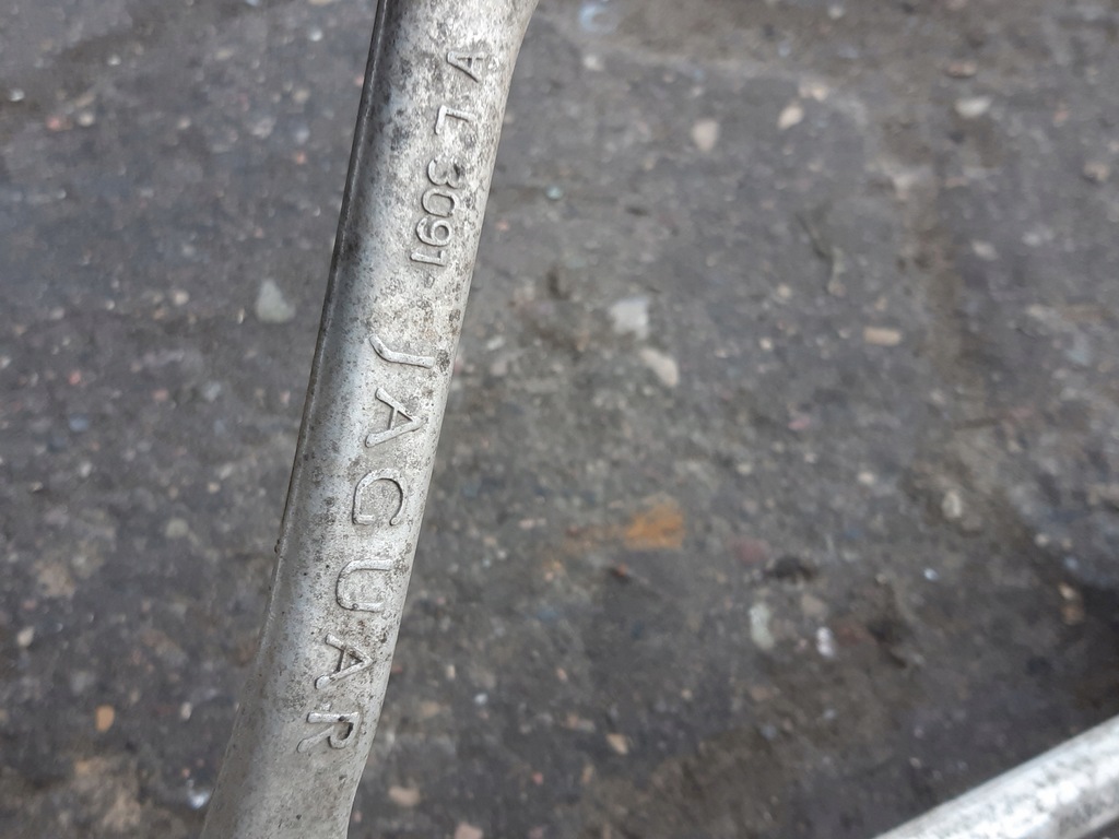 фото №5, Поворотный кулак левый перед jaguar xf 3.0d