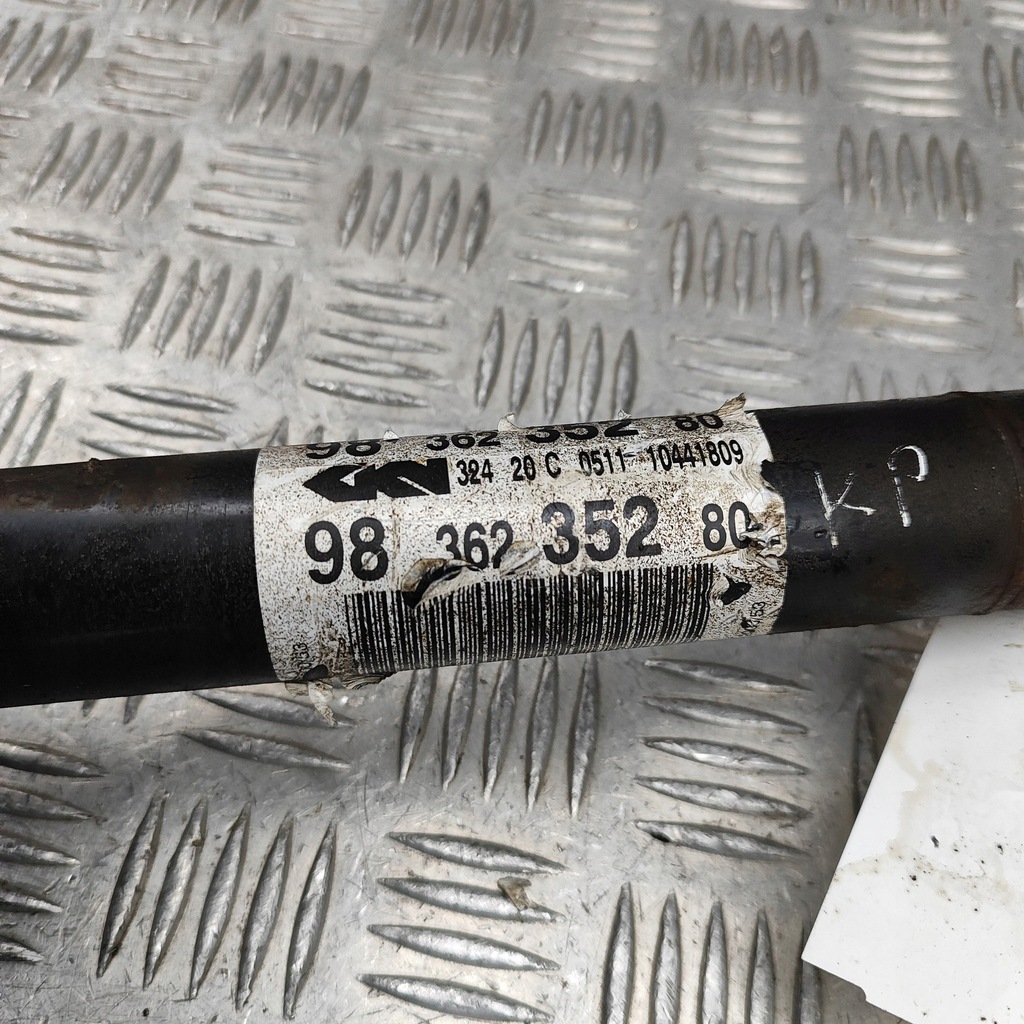 фото №6, Peugeot 2008 ii 2021 левая сторона приводной вал передняя