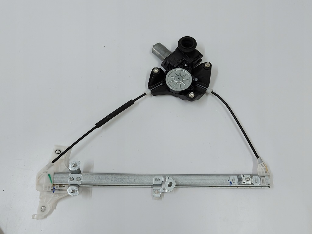 фото №1, Toyota yaris cross подъемник стекло левый задняя 23r.