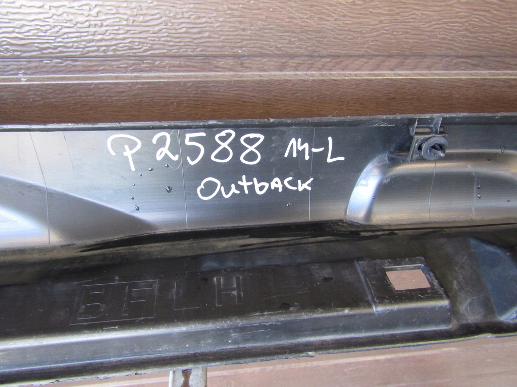 фото №7, Молдинг порог левая subaru outback v 14- накладка