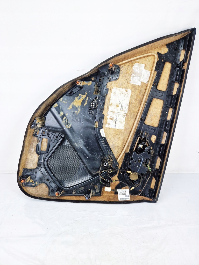 фото №10, Mercedes w176 обшивка оббивка двері правий задня mercedes w176