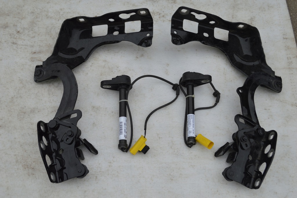 фото №1, Петли капот mercedes 213