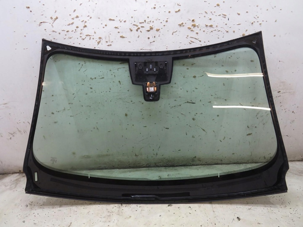 фото №1, Скло лобове 16 rok jaguar xf x260 orginał