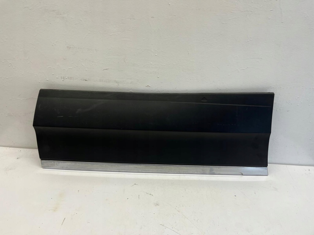 Купить Молдинг дверь правая задняя vw tiguan ii 5na854950