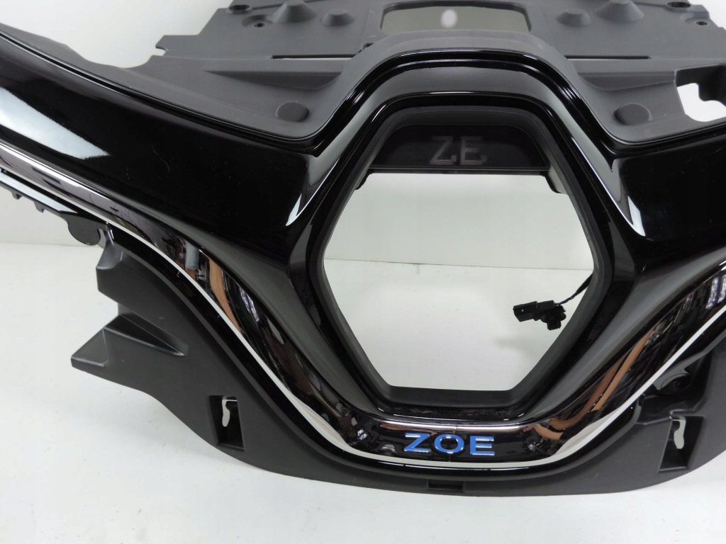 фото №4, Renault zoe lift 20-23 решётка радиатора решётка радиатора подсветка