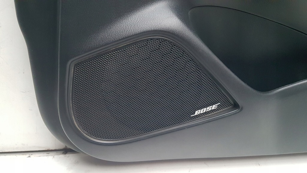 фото №6, Оббивка двері права ліва перед задня mazda cx3 alcantara bosse