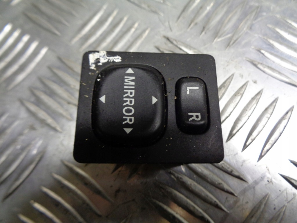 фото №1, Панель управление регулировки зеркал toyota rav4