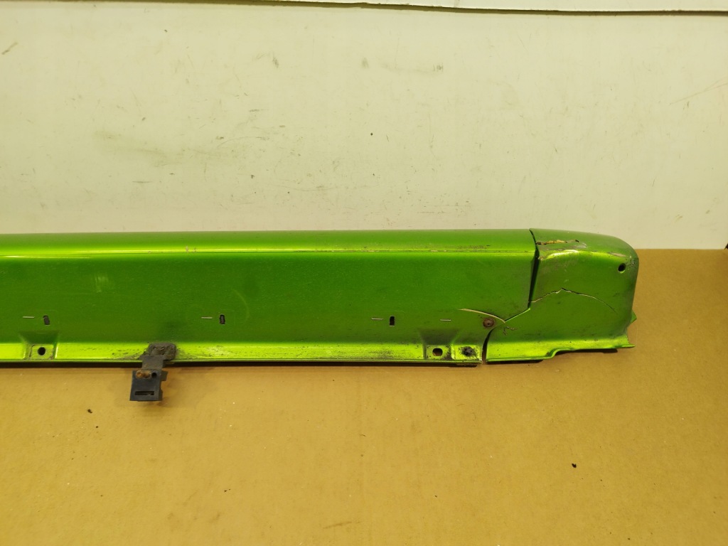 Накладка  порог порог правая opel corsa d opc line 2006-2014 z30p 3 дверь Цена