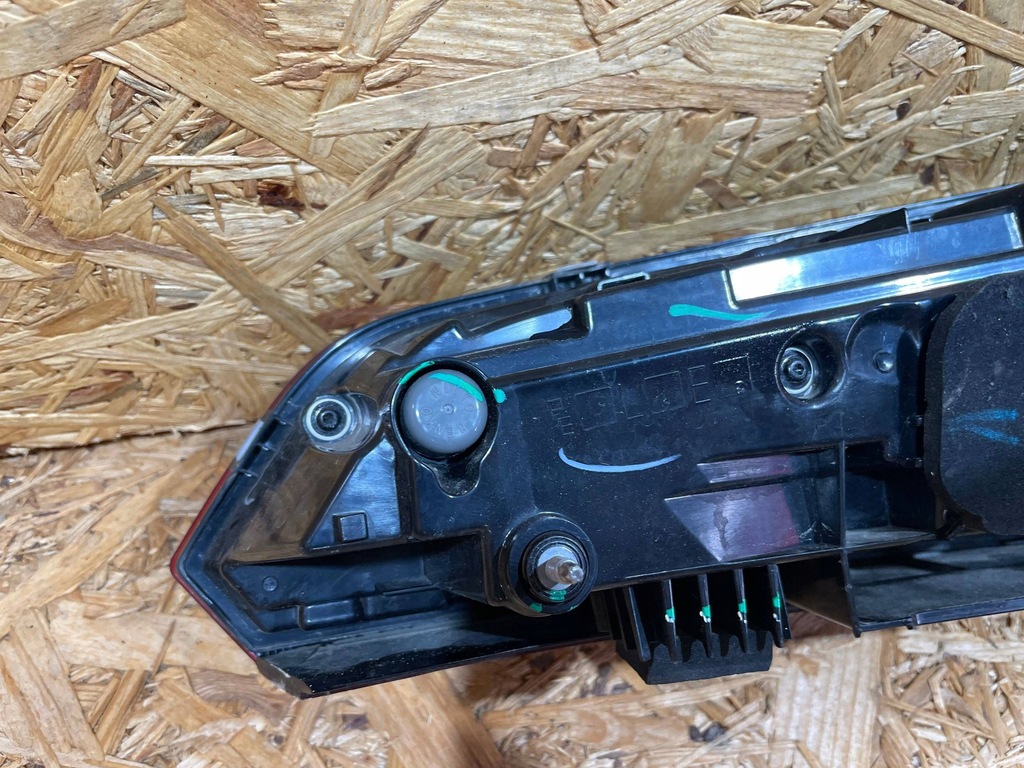 фото №12, Audi q5 ii 80a fy lift 20-24 лампа крышки багажника левая задняя задняя w крышка