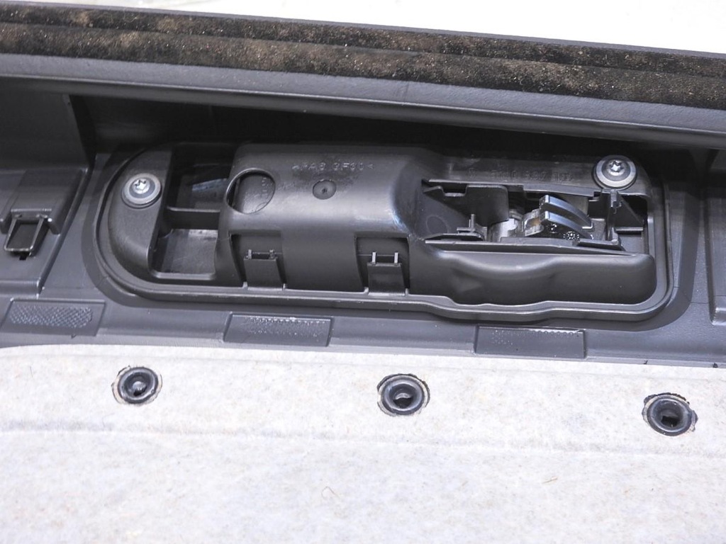 фото №6, Оббивка двері лівий задня vw golf v plus 5m0868115