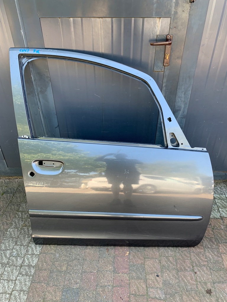 фото №1, Дверь правое передние mitsubishi colt cz