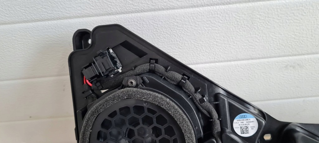 фото №11, Sq8 4m rsq8 q8 динамик дверь правый перед bangolufsen 24r 4m8035298a