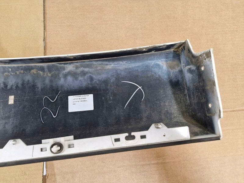 фото №7, Hummer 3 iii h3 молдинг крыла правый задняя правая задняя накладка 15240534