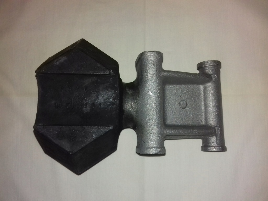 фото №1, Подушка двигуна задня volvo f10 f12