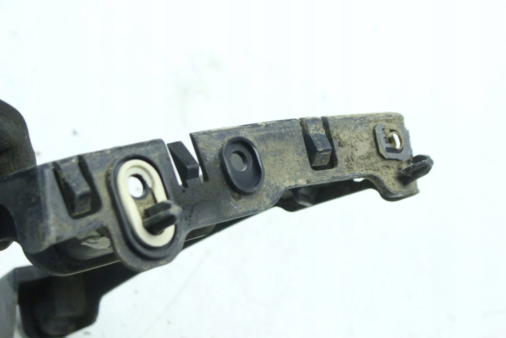 фото №8, Направляющая бампера левый задняя 9810216480 citroen jumpy iii expert iii