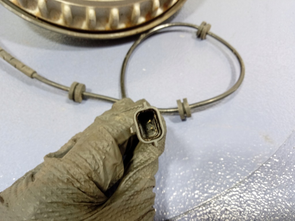 фото №4, Renault clio v 19- ступица барабан правый задняя 440000396r