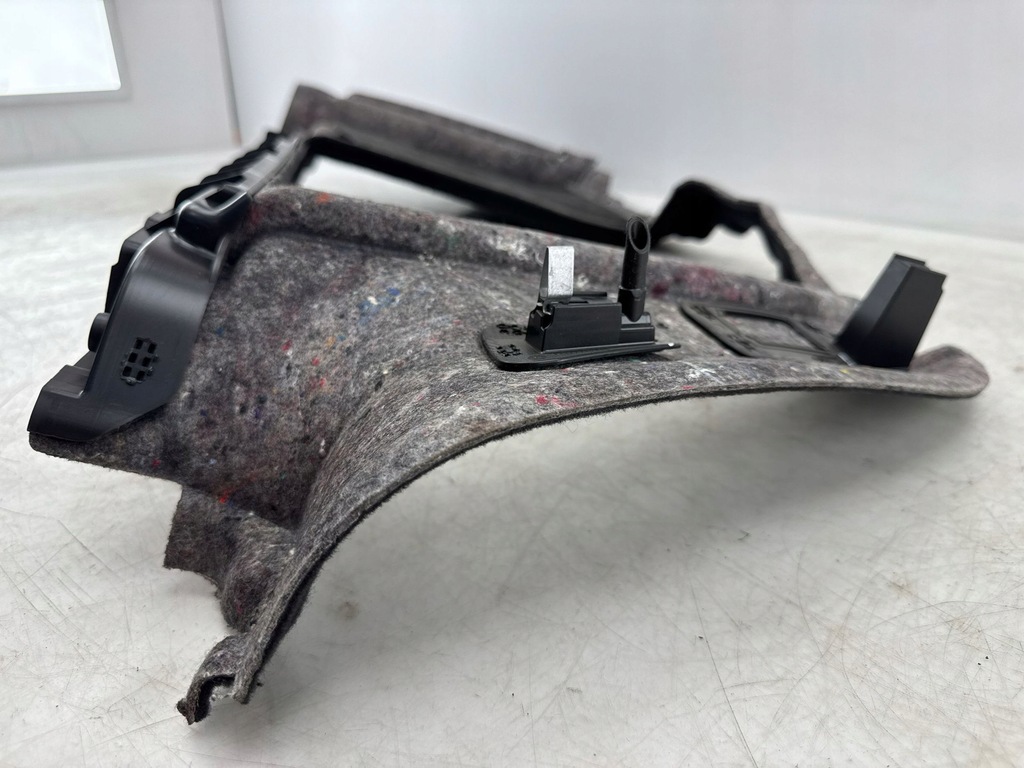 фото №14, Audi a4 s4 b9 2019 левая сторона обшивка / обивка / багажника