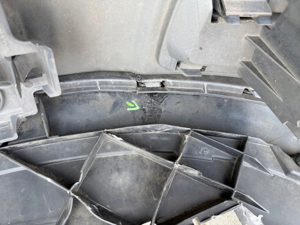 Купить Бампер передний перед volvo v50 рестайлинг  30744976 30744913