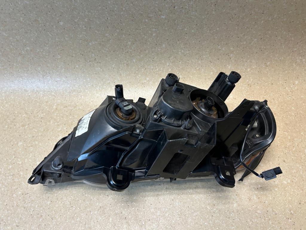 Лампа перед правая 8385942 bmw x5 e53 99- 8385942 Киев