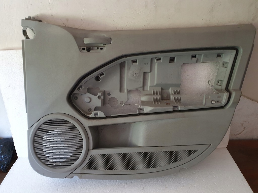 фото №1, Обивка обшивка дверь правый перед dodge caliber