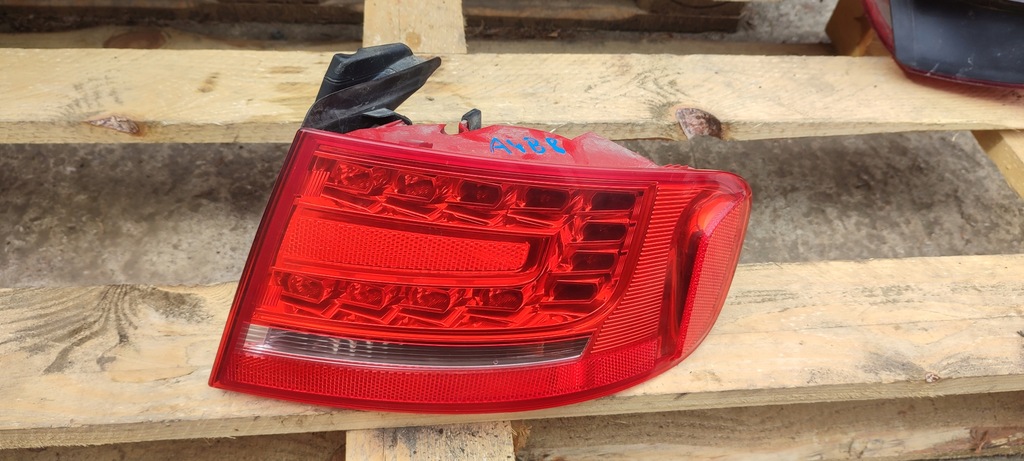 фото №1, Лампа правый задняя правая задняя audi a4 b8 sedan led 8k5945096k