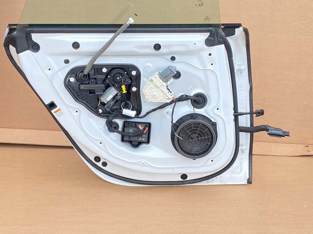 фото №9, Gd audi a7 lift ls9r двері ліва перед задня доводчик комплект