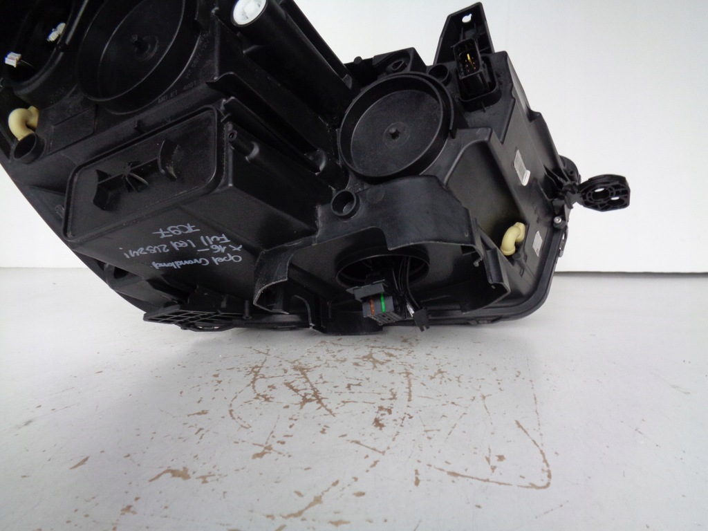 фото №9, Лампа левая фара opel grandland x 16- full led