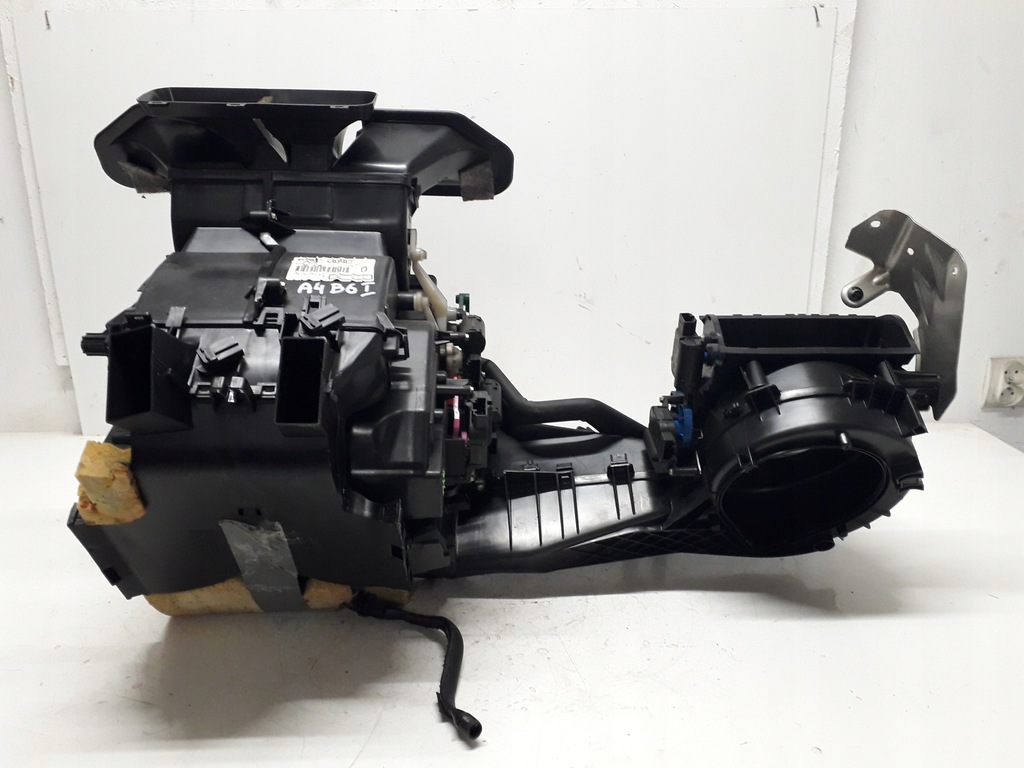 фото №1, Audi a4 b6 00-06 обігрівач 8e1820005b