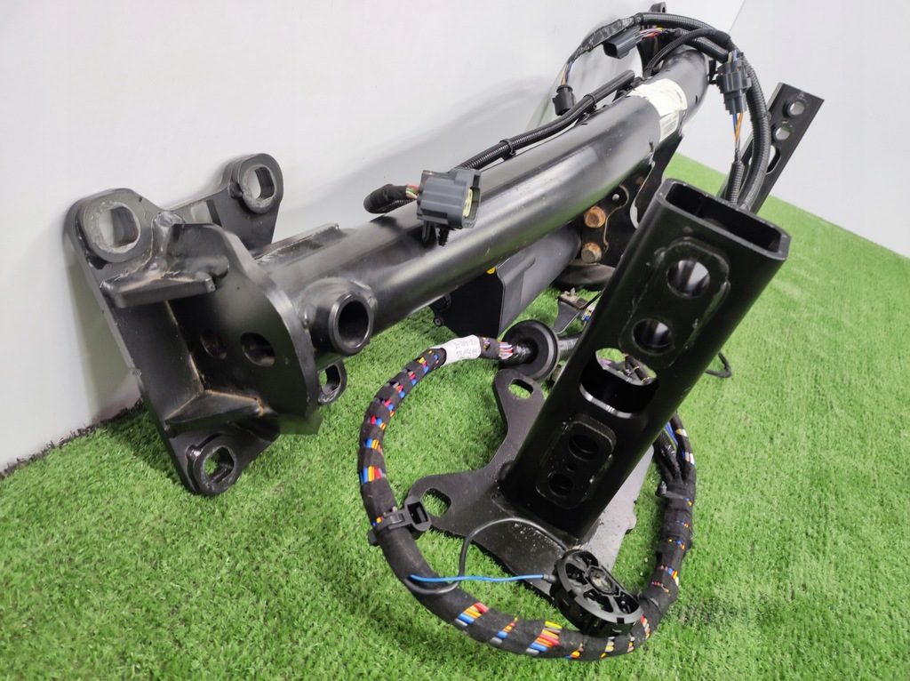 фото №7, Hak jaguar f-pace x761 + жгут + болты + крепления jk8m-17k817-ab