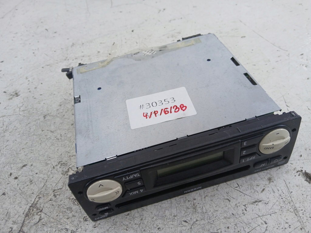 Nissan micra k12 радио заводской cd с Разборки