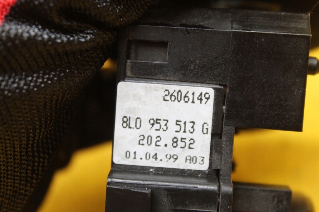 фото №10, Перемикач повороту audi a6 c5 8l0953513g