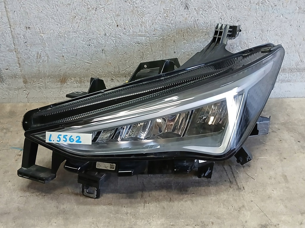 фото №1, Лампа перед левая cupra born full led 10f941007k