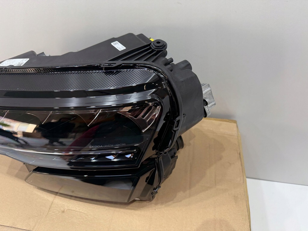 фото №8, Skoda karoq lift 57b лампа левая перед передняя nowa oryg 57b941009