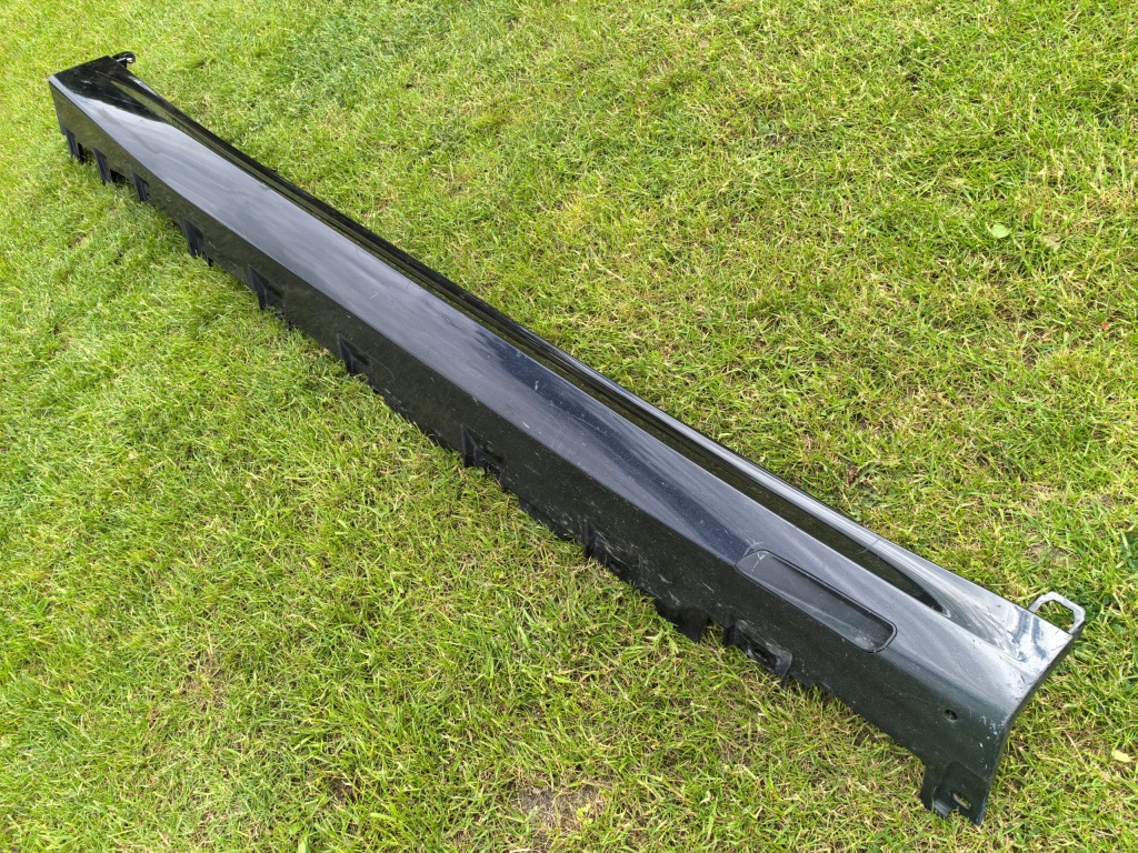 фото №1, Bmw x7 g07 m набор молдинг порог правая