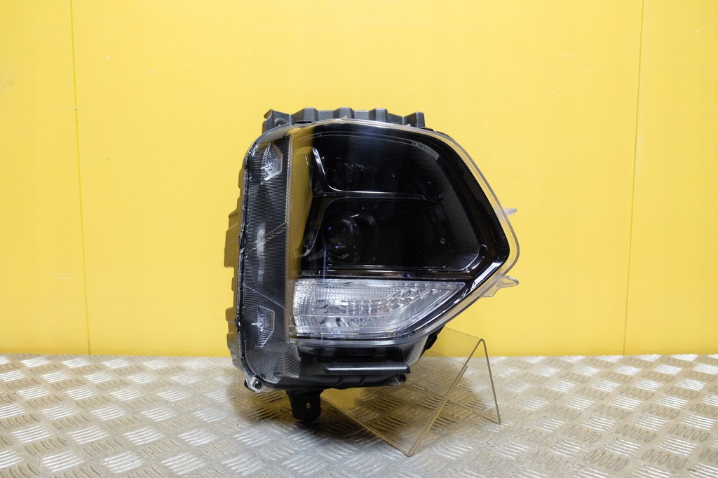 фото №1, Hyundai santa fe 2018- фара лампа led r usa