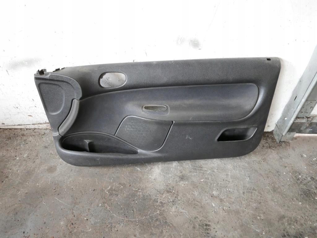 фото №1, Оббивка обшивка правий перед peugeot 206 phi 3d hb