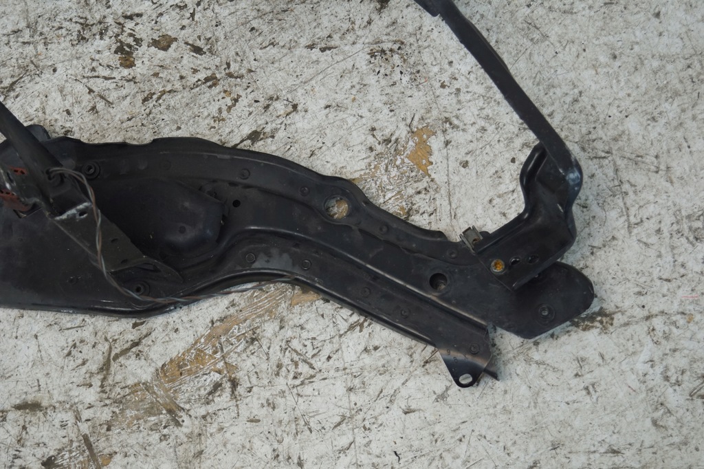 фото №14, Pas усилитель перед панель фары mercedes w211