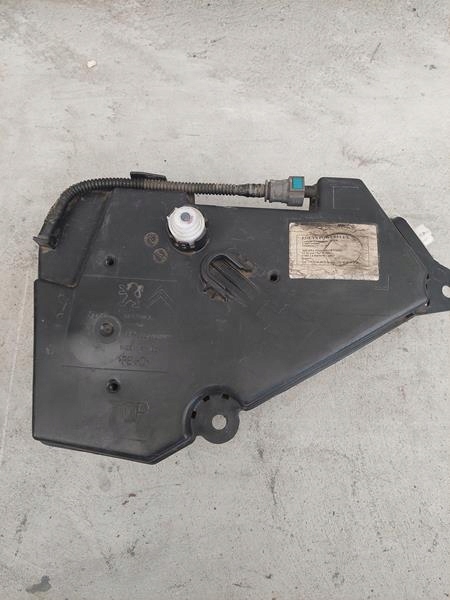 фото №1, Peugeot rcz бак бачок fab