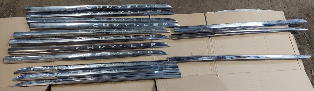 фото №3, Voyager town 11-20r молдинг двері лівий перед хром