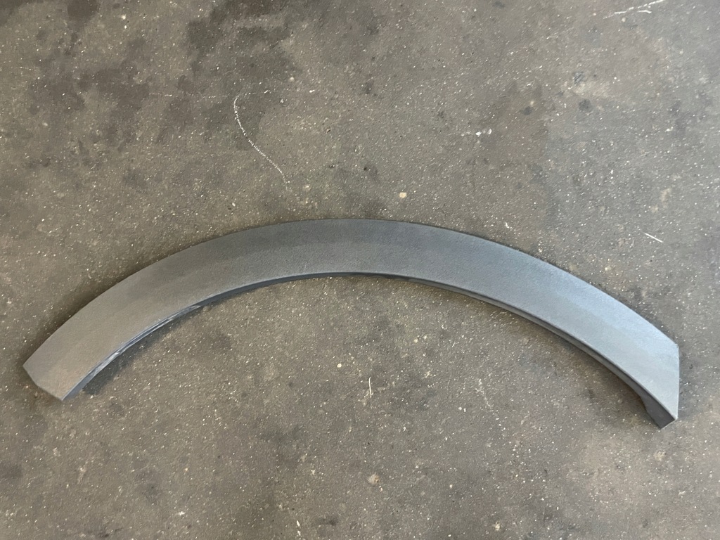 фото №1, Audi q8 4m8 молдинг крила права 4m8853818