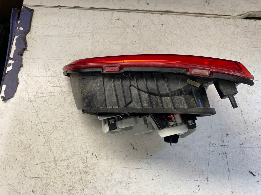 фото №8, Vw golf vii лампа лівий задня w кришка 5g0945093ac